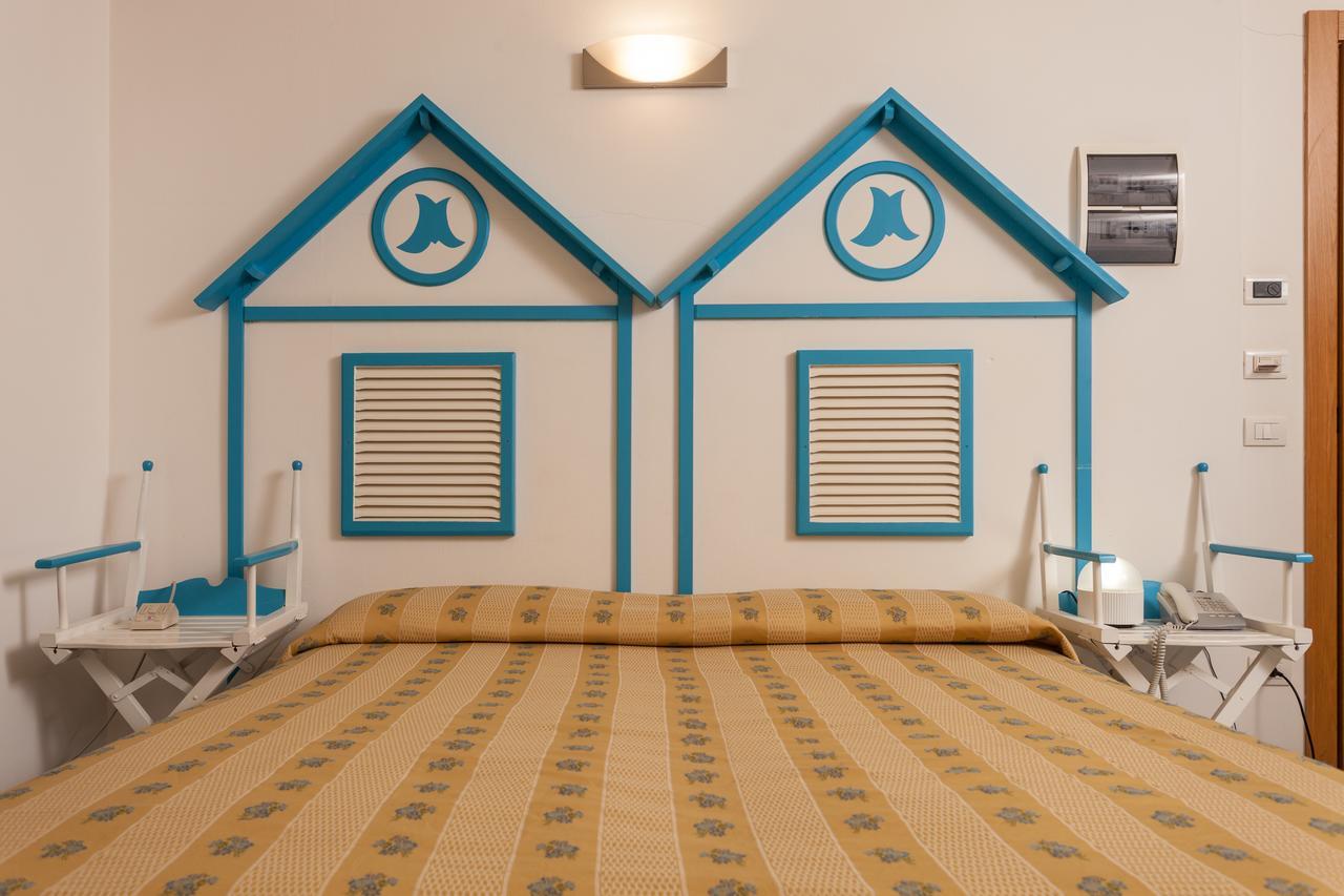 Hotel Resort Marinella Gabicce Mare Exterior photo